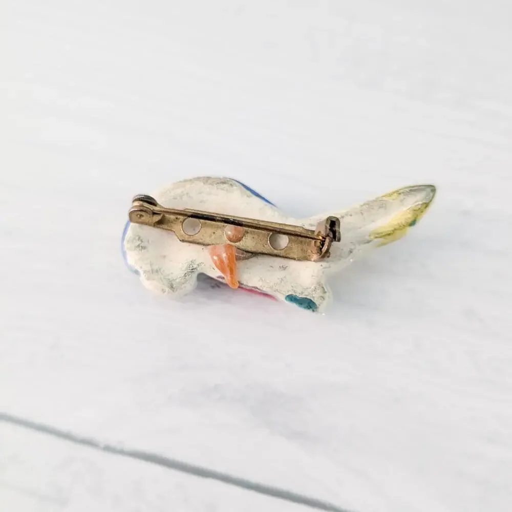 Vintage Brooch / Vintage Pin Ceramic Bird / Parrot Brooch